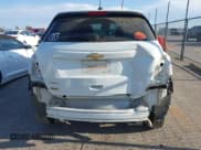 ✅ 2022 Chevrolet Trax LS • VIN: KL7CJKSM0NB535344 • Lot: 42026096. Listed on IAAI with 42,441 mi. Free auction sales archive from the USA and detailed vehicle history report at DreamBid. Image 6.