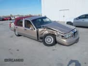 ✅ 1997 Lincoln Town Car Signature • VIN: 1LNLM82W0VY743540 • Lot: 43651698. Listed on IAAI with Not provided. Free auction sales archive from the USA and detailed vehicle history report at DreamBid. Image 1.