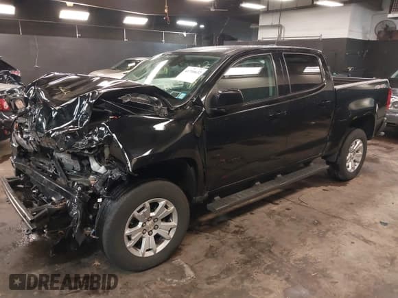 ✅ 2022 Chevrolet Colorado 4WD LT • VIN: 1GCGTCEN7N1303645 • Лот: 41710632. Опубликован ранее на IAAI с пробегом 29 105 миль. Бесплатный доступ к архиву аукционных продаж из США и подробный отчёт об истории автомобиля на DreamBid. Изображение 17.