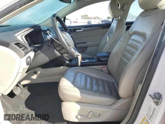 ✅ 2018 Ford Fusion SE • VIN: 3FA6P0LU6JR181021 • Лот: 81922805. Опубликован ранее на Copart с пробегом 171 257 миль. Бесплатный доступ к архиву аукционных продаж из США и подробный отчёт об истории автомобиля на DreamBid. Изображение 7.