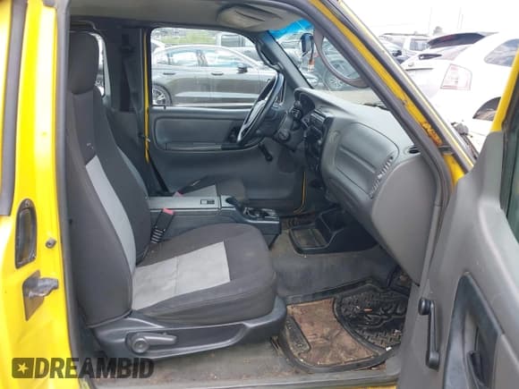 ✅ 2006 Ford Ranger XLT • VIN: 1FTZR45E26PA45613 • Лот: 42898656. Опубликован ранее на IAAI с пробегом 216 529 миль. Бесплатный доступ к архиву аукционных продаж из США и подробный отчёт об истории автомобиля на DreamBid. Изображение 5.