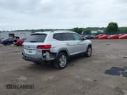 ✅ 2019 Volkswagen Atlas SE • VIN: 1V2UR2CA2KC515377 • Lot: 42981214. Listed on IAAI with 73,872 mi. Free auction sales archive from the USA and detailed vehicle history report at DreamBid. Image 4.