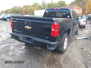 ✅ 2019 Chevrolet Silverado 1500 LT • VIN: 2GCVKPEC4K1177671 • Lot: 43462640. Wystawiony na IAAI z przebiegiem 52 632 mil. Bezpłatny archiwum sprzedaży aukcyjnych z USA i szczegółowy raport historii pojazdu na DreamBid. Zdjęcie 4.