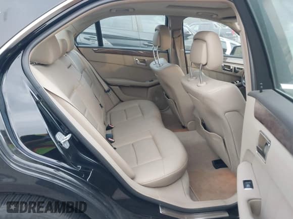 ✅ 2011 Mercedes-Benz E 350 Luxury • VIN: WDDHF5GB5BA303459 • Lot: 43766218. Listed on IAAI with 108,556 mi. Free auction sales archive from the USA and detailed vehicle history report at DreamBid. Image 8.
