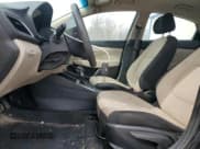 ✅ 2022 Hyundai Accent SE • VIN: 3KPC24A69NE165531 • Лот: 48721825. Опубликован ранее на Copart с пробегом 57 737 миль. Бесплатный доступ к архиву аукционных продаж из США и подробный отчёт об истории автомобиля на DreamBid. Изображение 7.