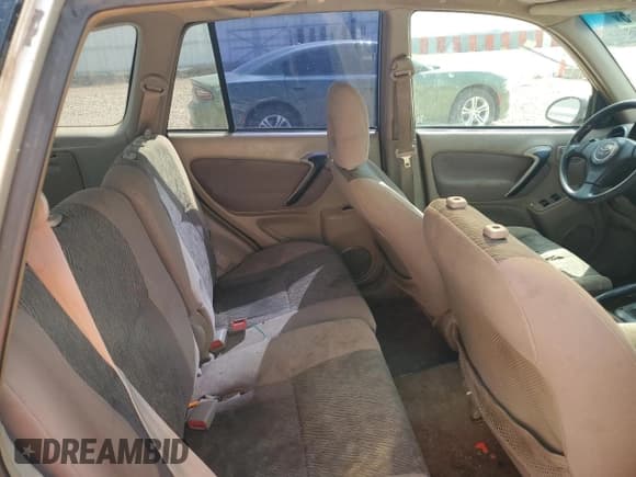 ✅ 2001 Toyota RAV4 • VIN: JTEHH20V010074843 • Лот: 80165735. Опубликован ранее на Copart с пробегом 226 777 миль. Бесплатный доступ к архиву аукционных продаж из США и подробный отчёт об истории автомобиля на DreamBid. Изображение 11.