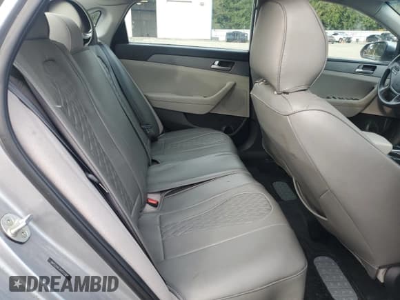 ✅ 2017 Hyundai Sonata 2.4L • VIN: 5NPE24AF3HH572060 • Лот: 91125115. Опубликован ранее на Copart с пробегом 90 307 миль. Бесплатный доступ к архиву аукционных продаж из США и подробный отчёт об истории автомобиля на DreamBid. Изображение 10.