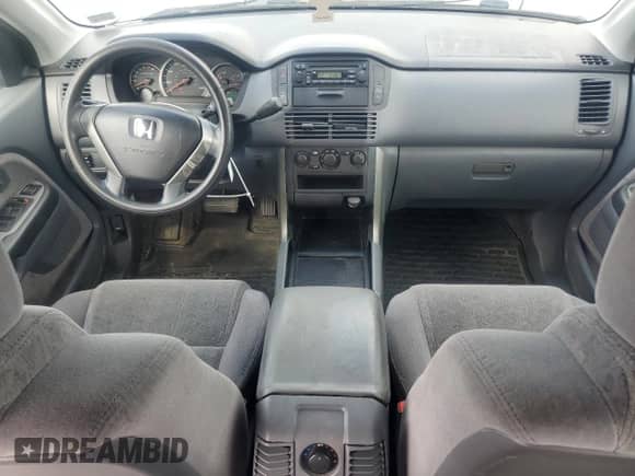 2005 Honda Pilot LX with VIN 2HKYF181X5H567993, listed as a Copart auction lot 70019185 with 107,227 mi miles and Salvage title. Bid and sale history available at DreamBid. Image 8.