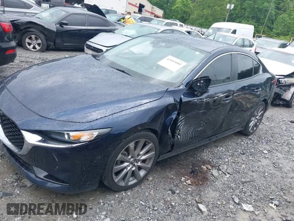 ✅ 2020 Mazda 3 Preferred • VIN: JM1BPBDM3L1162197 • Lot: 42083085. Listed on IAAI with 86,549 mi. Free auction sales archive from the USA and detailed vehicle history report at DreamBid. Image 14.