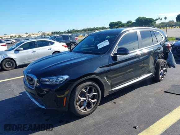 ✅ 2024 BMW X3 sDrive30i • VIN: WBX47DP05RN313770 • Lot: 43221835. Listed on IAAI with 5,328 mi. Free auction sales archive from the USA and detailed vehicle history report at DreamBid. Image 18.