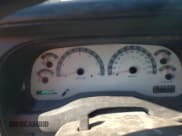 ✅ 2000 Dodge Dakota • VIN: 1B7GL22X6YS775995 • Lot: 89213825. Wystawiony na Copart z przebiegiem 225 325 mil. Bezpłatny archiwum sprzedaży aukcyjnych z USA i szczegółowy raport historii pojazdu na DreamBid. Zdjęcie 9.