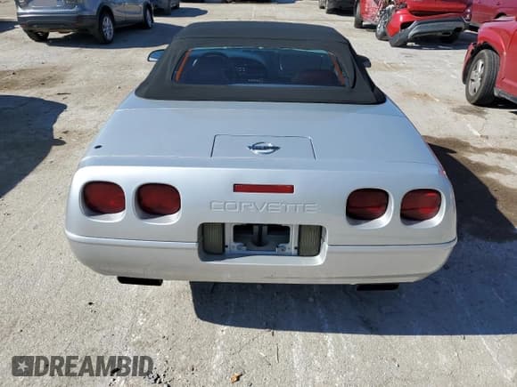 ✅ 1996 Chevrolet Corvette • VIN: 1G1YY32P5T5102062 • Lot: 76730804. Listed on Copart with 69,308 mi. Free auction sales archive from the USA and detailed vehicle history report at DreamBid. Image 6.