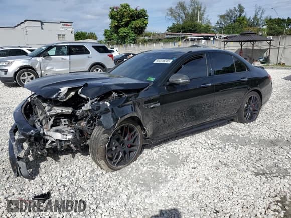 ✅ 2020 Mercedes-Benz E 63 S AMG • VIN: WDDZF8KB5LA722488 • Lot: 91516245. Wystawiony na Copart z przebiegiem 47 483 mil. Bezpłatny archiwum sprzedaży aukcyjnych z USA i szczegółowy raport historii pojazdu na DreamBid. Zdjęcie 1.