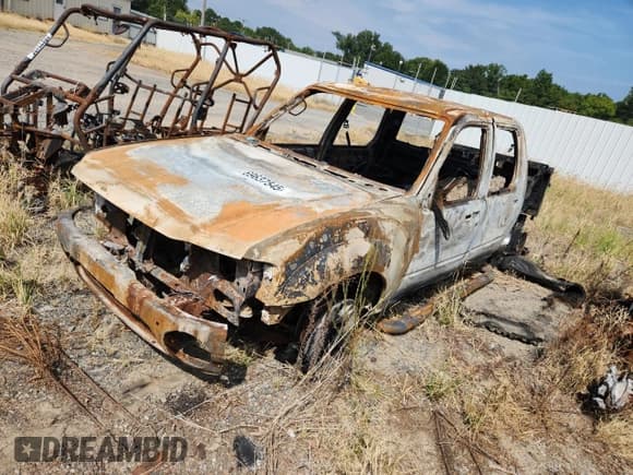 ✅ 2003 Ford Explorer Sport Trac XLS • VIN: 1FMZU67EX3UA99905 • Lot: 69637545. Wystawiony na Copart z przebiegiem Nie podano. Bezpłatny archiwum sprzedaży aukcyjnych z USA i szczegółowy raport historii pojazdu na DreamBid. Zdjęcie 1.