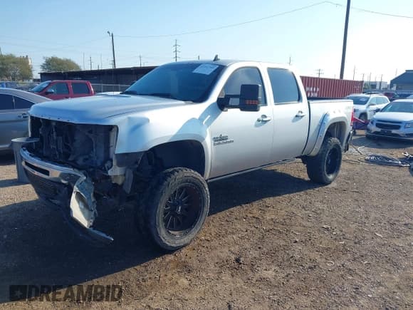 ✅ 2013 GMC Sierra 1500 SLE • VIN: 3GTP2VE77DG137675 • Лот: 43142745. Опубликован ранее на IAAI с пробегом 186 804 миль. Бесплатный доступ к архиву аукционных продаж из США и подробный отчёт об истории автомобиля на DreamBid. Изображение 19.