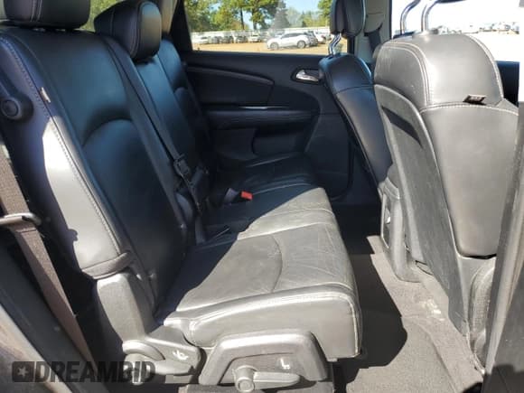 ✅ 2015 Dodge Journey Crossroad • VIN: 3C4PDCGG6FT511926 • Lot: 82679785. Listed on Copart with 114,522 mi. Free auction sales archive from the USA and detailed vehicle history report at DreamBid. Image 11.