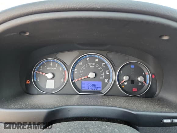 ✅ 2008 Hyundai Santa Fe GLS • VIN: 5NMSG73D18H163764 • Lot: 83773965. Listed on Copart with 77,299 mi. Free auction sales archive from the USA and detailed vehicle history report at DreamBid. Image 9.