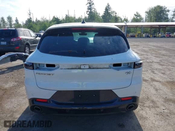 2024 Dodge Hornet R/T z VIN ZACPDFCWXR3A33544, wystawiony jako IAAI lot #42399881 z przebiegiem 2 027 mil mil oraz . Historia ofert i sprzedaży dostępna na DreamBid. Obrazek 17.