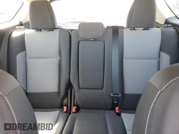 ✅ 2017 Ford C-Max SE • VIN: 1FADP5AU9HL117720 • Lot: 90470255. Wystawiony na Copart z przebiegiem 42 252 mil. Bezpłatny archiwum sprzedaży aukcyjnych z USA i szczegółowy raport historii pojazdu na DreamBid. Zdjęcie 10.