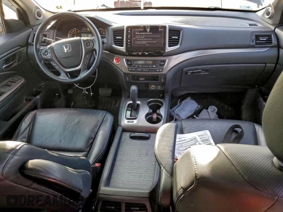 ✅ 2019 Honda Ridgeline RTL-T • VIN: 5FPYK3F66KB025832 • Lot: 91907125. Listed on Copart with 117,524 mi. Free auction sales archive from the USA and detailed vehicle history report at DreamBid. Image 8.