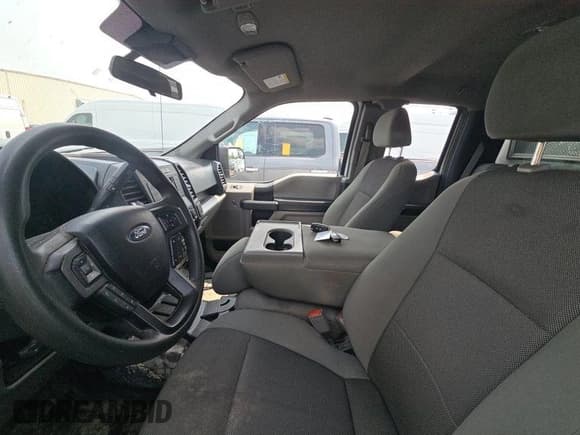 ✅ 2019 Ford F-150 XL • VIN: 1FTEX1EP6KKE99861 • Lot: 43944773. Wystawiony na IAAI z przebiegiem 195 197 mil. Bezpłatny archiwum sprzedaży aukcyjnych z USA i szczegółowy raport historii pojazdu na DreamBid. Zdjęcie 22.