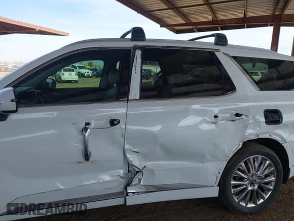 ✅ 2020 Hyundai Palisade Limited • VIN: KM8R5DHE4LU160200 • Лот: 41619175. Опубликован ранее на IAAI с пробегом 45 283 миль. Бесплатный доступ к архиву аукционных продаж из США и подробный отчёт об истории автомобиля на DreamBid. Изображение 6.