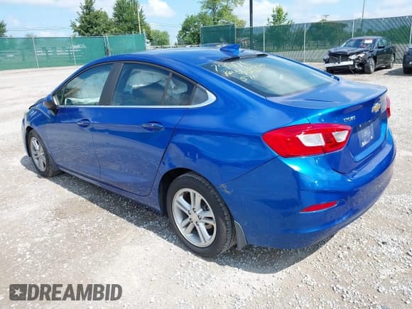 ✅ 2017 Chevrolet Cruze LT • VIN: 1G1BE5SM4H7236038 • Лот: 42935801. Опубликован ранее на IAAI с пробегом 112 882 миль. Бесплатный доступ к архиву аукционных продаж из США и подробный отчёт об истории автомобиля на DreamBid. Изображение 3.