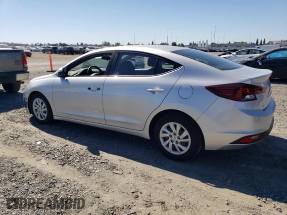 ✅ 2019 Hyundai Elantra SE • VIN: 5NPD74LF5KH418581 • Lot: 82282475. Listed on Copart with 74,883 mi. Free auction sales archive from the USA and detailed vehicle history report at DreamBid. Image 2.