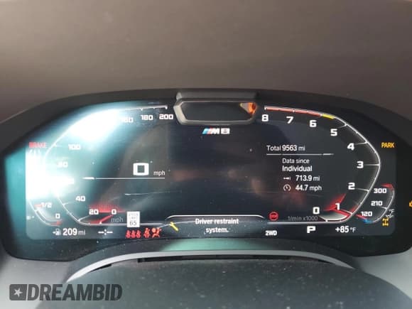 ✅ 2023 BMW M8 Competition • VIN: WBSGV0C09PCL35111 • Lot: 44463754. Wystawiony na Copart z przebiegiem 9 563 mil. Bezpłatny archiwum sprzedaży aukcyjnych z USA i szczegółowy raport historii pojazdu na DreamBid. Zdjęcie 116.