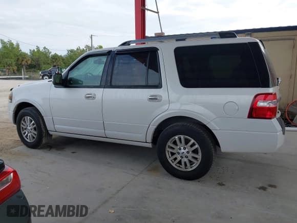 ✅ 2013 Ford Expedition Limited • VIN: 1FMJU1K54DEF53021 • Лот: 43811733. Опубликован ранее на IAAI с пробегом 107 859 миль. Бесплатный доступ к архиву аукционных продаж из США и подробный отчёт об истории автомобиля на DreamBid. Изображение 14.