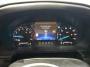 ✅ 2023 Ford Explorer ST-Line • VIN: 1FMSK7KH2PGC03208 • Lot: 50994355. Wystawiony na Copart z przebiegiem 13 962 mil. Bezpłatny archiwum sprzedaży aukcyjnych z USA i szczegółowy raport historii pojazdu na DreamBid. Zdjęcie 9.