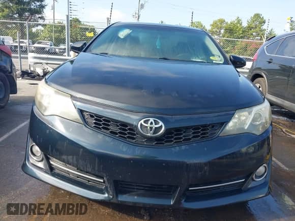 2012 Toyota Camry LE с VIN 4T1BF1FK3CU118235, выставлен на аукционе IAAI как лот 43015541 с пробегом 263 480 миль миль и . История ставок и продаж доступна на DreamBid. Изображение 12.