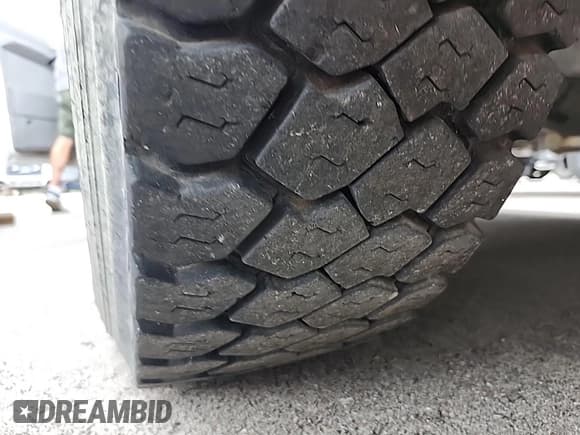 ✅ 2016 Mercedes-Benz Sprinter Cargo EXT • VIN: WD3PE8DD1GP245588 • Lot: 42861882. Wystawiony na IAAI z przebiegiem 294 442 mil. Bezpłatny archiwum sprzedaży aukcyjnych z USA i szczegółowy raport historii pojazdu na DreamBid. Zdjęcie 1.