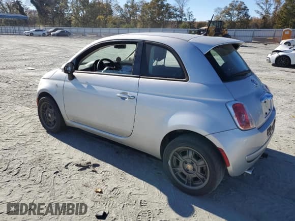 ✅ 2013 FIAT 500 Pop • VIN: 3C3CFFAR6DT754495 • Лот: 92263675. Опубликован ранее на Copart с пробегом 173 817 миль. Бесплатный доступ к архиву аукционных продаж из США и подробный отчёт об истории автомобиля на DreamBid. Изображение 2.
