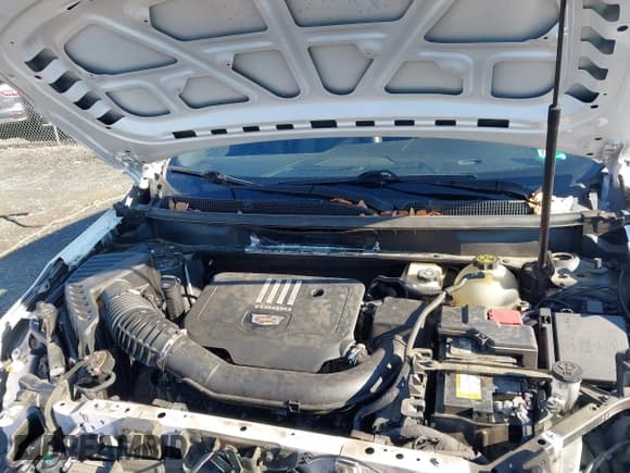 ✅ 2020 Cadillac XT5 Premium Luxury FWD • VIN: 1GYKNCR45LZ151489 • Lot: 43805576. Wystawiony na IAAI z przebiegiem 91 791 mil. Bezpłatny archiwum sprzedaży aukcyjnych z USA i szczegółowy raport historii pojazdu na DreamBid. Zdjęcie 10.