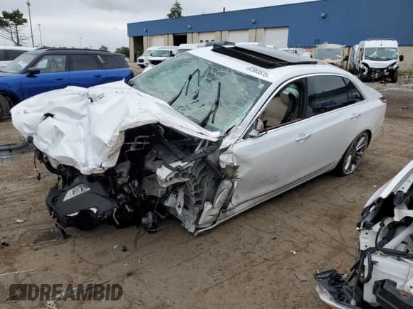 ✅ 2017 Cadillac CT6 Platinum AWD • VIN: 1G6KN5R62HU186453 • Lot: 62903575. Wystawiony na Copart z przebiegiem 97 000 mil. Bezpłatny archiwum sprzedaży aukcyjnych z USA i szczegółowy raport historii pojazdu na DreamBid. Zdjęcie 1.