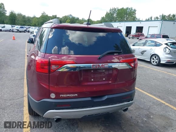 ✅ 2018 GMC Acadia SLE • VIN: 1GKKNLLS1JZ137930 • Лот: 43125319. Опубликован ранее на IAAI с пробегом 64 844 миль. Бесплатный доступ к архиву аукционных продаж из США и подробный отчёт об истории автомобиля на DreamBid. Изображение 16.