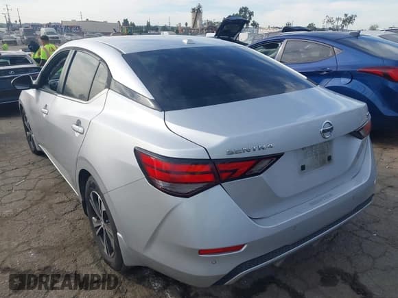 ✅ 2022 Nissan Sentra SV • VIN: 3N1AB8CV0NY296402 • Лот: 43665160. Опубликован ранее на IAAI с пробегом 98 298 миль. Бесплатный доступ к архиву аукционных продаж из США и подробный отчёт об истории автомобиля на DreamBid. Изображение 3.