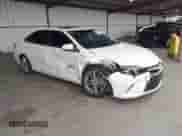 2015 Toyota Camry LE z VIN 4T1BD1FK2FU142956, wystawiony jako IAAI lot #42068502 z przebiegiem 104 135 mil mil oraz . Historia ofert i sprzedaży dostępna na DreamBid. Obrazek 1.