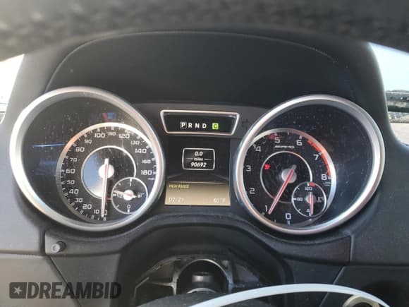 ✅ 2015 Mercedes-Benz G 63 AMG • VIN: WDCYC7DF6FX237278 • Lot: 84120444. Listed on Copart with 90,692 mi. Free auction sales archive from the USA and detailed vehicle history report at DreamBid. Image 9.