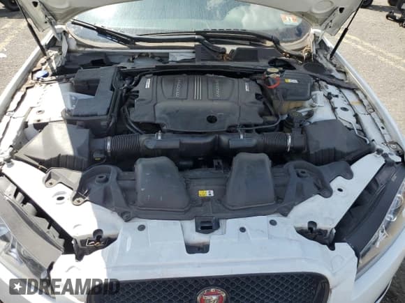 ✅ 2015 Jaguar XF Portfolio • VIN: SAJWJ0FF5F8U75531 • Lot: 70935485. Wystawiony na Copart z przebiegiem Nie podano. Bezpłatny archiwum sprzedaży aukcyjnych z USA i szczegółowy raport historii pojazdu na DreamBid. Zdjęcie 11.