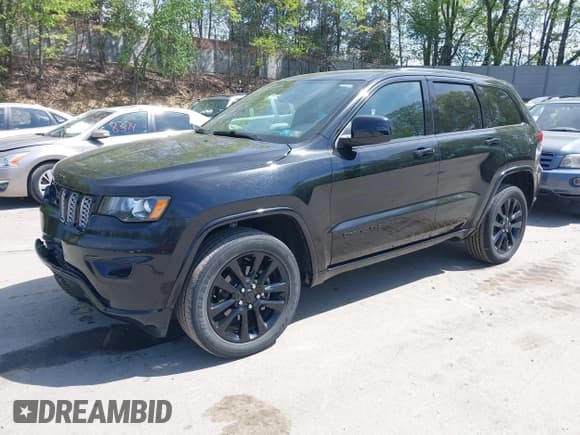 ✅ 2019 Jeep Grand Cherokee Upland • VIN: 1C4RJFAG9KC841044 • Lot: 42233619. Listed on IAAI with 42,283 mi. Free auction sales archive from the USA and detailed vehicle history report at DreamBid. Image 2.