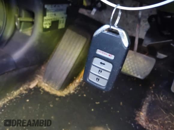 ✅ 2015 Honda Accord EX-L • VIN: 1HGCR2F88FA120077 • Lot: 43470738. Listed on IAAI with 102,866 mi. Free auction sales archive from the USA and detailed vehicle history report at DreamBid. Image 11.