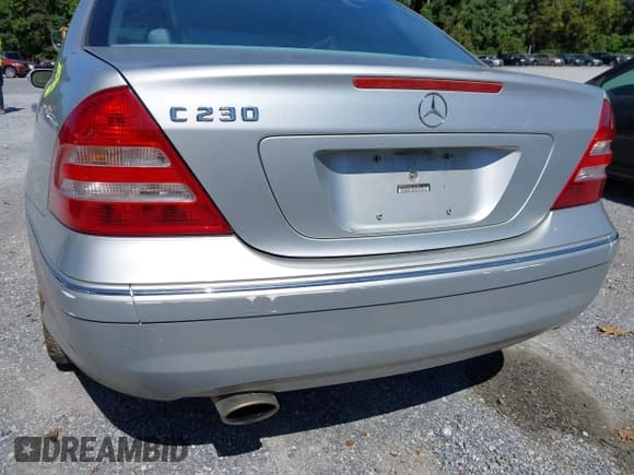 ✅ 2006 Mercedes-Benz C 230 Sport • VIN: WDBRF52H26F751918 • Lot: 43149750. Listed on IAAI with 227,024 mi. Free auction sales archive from the USA and detailed vehicle history report at DreamBid. Image 22.