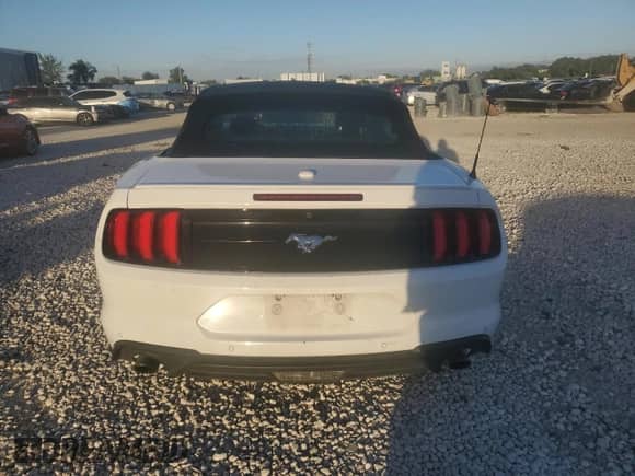 2023 Ford Mustang EcoBoost Premium с VIN 1FATP8UH6P5105734, выставлен на аукционе Copart как лот 90812395 с пробегом 67 596 миль миль и Чистый • Clean title. История ставок и продаж доступна на DreamBid. Изображение 6.