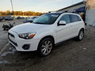 ✅ 2013 Mitsubishi Outlander SE • VIN: 4A4AP4AU8DE001116 • Lot: 87095595. Wystawiony na Copart z przebiegiem 173 663 mil. Bezpłatny archiwum sprzedaży aukcyjnych z USA i szczegółowy raport historii pojazdu na DreamBid. Zdjęcie 1.