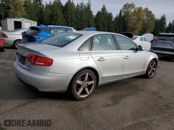 ✅ 2010 Audi A4 Premium Plus • VIN: WAUHFAFL4AN053617 • Lot: 82734325. Listed on Copart with 112,564 mi. Free auction sales archive from the USA and detailed vehicle history report at DreamBid. Image 3.
