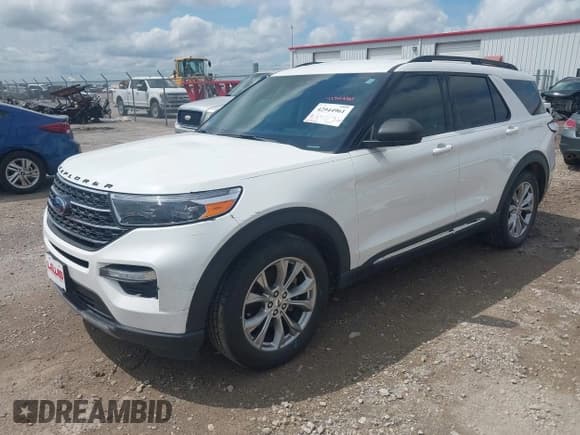 ✅ 2021 Ford Explorer XLT • VIN: 1FMSK7DH9MGA71136 • Lot: 42944961. Wystawiony na IAAI z przebiegiem 65 376 mil. Bezpłatny archiwum sprzedaży aukcyjnych z USA i szczegółowy raport historii pojazdu na DreamBid. Zdjęcie 2.