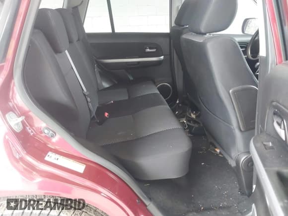 ✅ 2007 Suzuki Grand Vitara XSport • VIN: JS3TD944474202072 • Lot: 42544165. Wystawiony na IAAI z przebiegiem 98 793 mil. Bezpłatny archiwum sprzedaży aukcyjnych z USA i szczegółowy raport historii pojazdu na DreamBid. Zdjęcie 8.