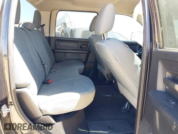✅ 2015 Ram 2500 Tradesman • VIN: 3C6UR5CJ3FG614884 • Lot: 41656924. Listed on IAAI with Not provided. Free auction sales archive from the USA and detailed vehicle history report at DreamBid. Image 8.